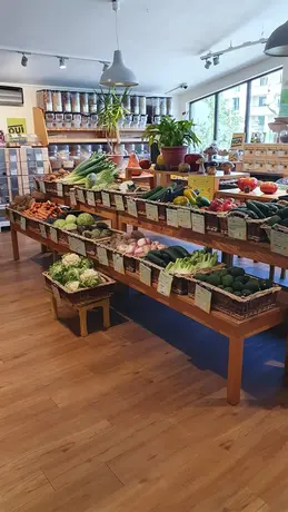 144-biocoop-sisteron-magasin-alimentation-bio-fruit-legume-saison.webp