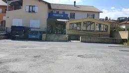 144-biocoop-sisteron-magasin-alimentation-bio-parking-devanture.webp