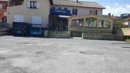 144-biocoop-sisteron-magasin-alimentation-bio-parking-facade.webp